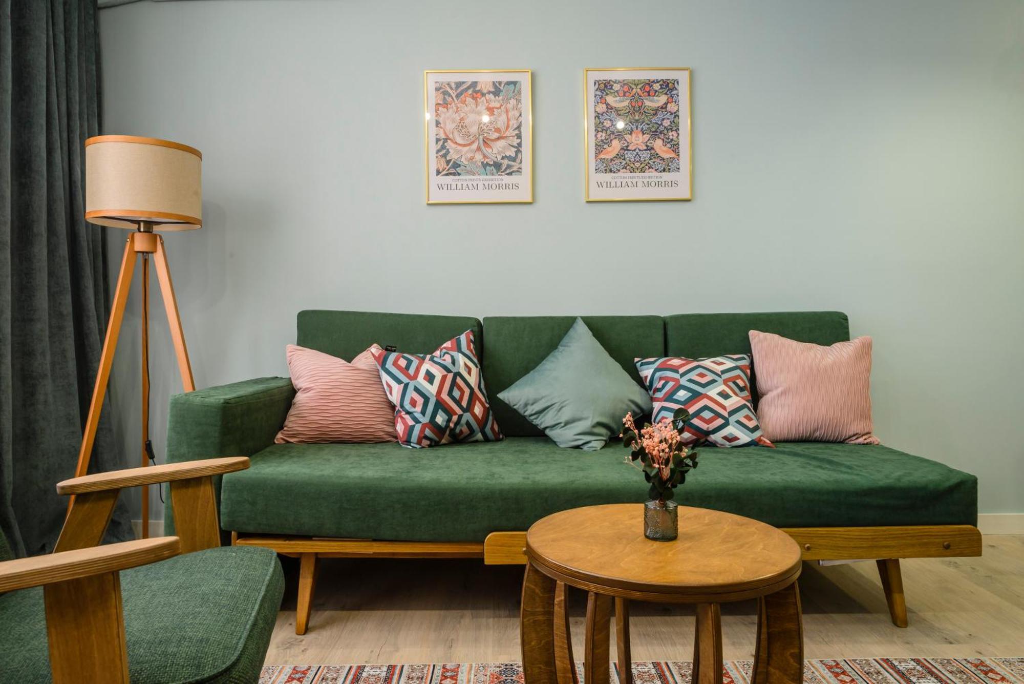 Mid-Century Charm Apartments В Центре Алматы Exterior foto